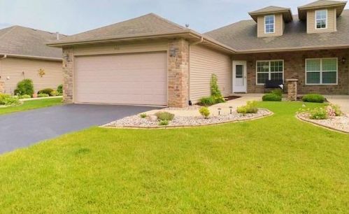 450 Cochran Dr, Crown Point, IN 46307-2367