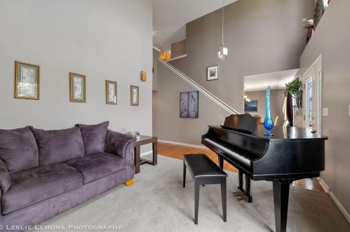 128 Reston Ct, Sycamore IL  60178-3000 exterior