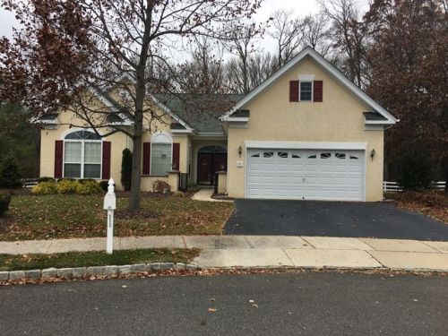 21 Garfield Ct, Columbus, NJ 08022-2301