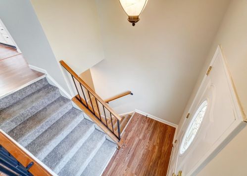 496 Bessinger Dr, Cincinnati OH 45240 exterior