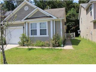 253 Chemistry Cir, Ladson SC  29456-5265 exterior