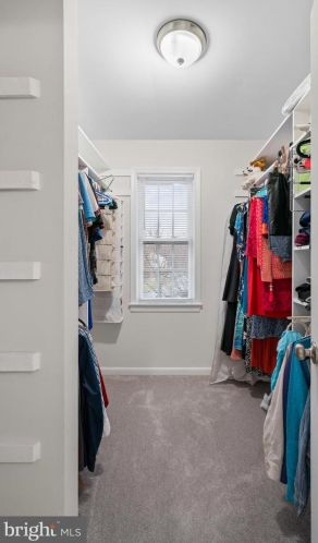 5865 Banning Pl, Springfield VA  22015-3666 exterior