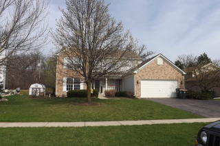 685 Creek Bend Ln, Antioch, IL 60002-1144