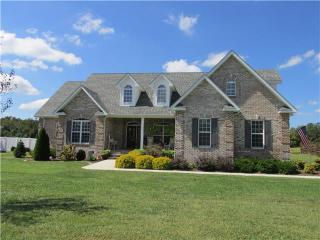 111 Stagecoach Pass, Tullahoma, TN 37388-8880