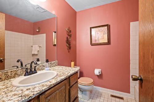 6541 48th St, Saint Paul MN  55128-2016 exterior