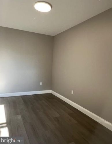 2612 12 St, Philadelphia PA 19133-1101 exterior