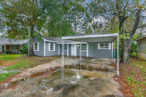 500 Farrer St, Angleton TX  77515-5028 exterior