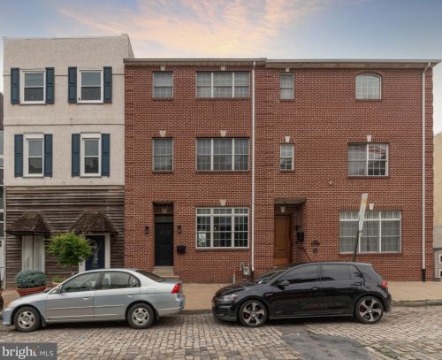 417 Front St, Philadelphia PA  19147-0017 exterior