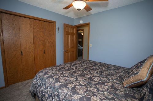 7873 28th St, Saint Paul MN  55128-4803 exterior