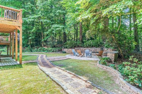 854 Carlton Rdg, Atlanta GA  30342-4340 exterior