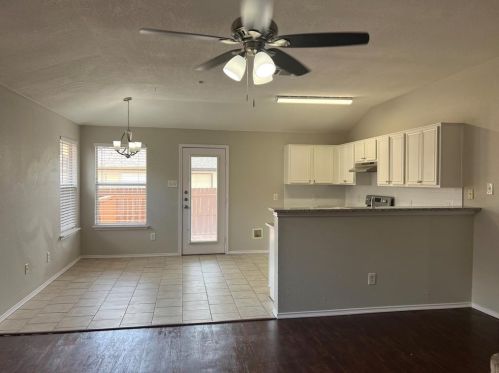 10239 Blackjack Oaks Dr, Dallas TX  75227-7673 exterior