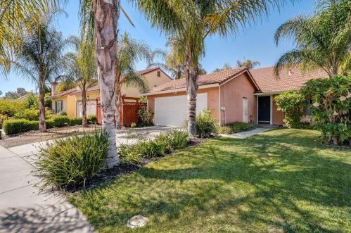1751 Bagpipe Way, San Jose, CA 95121-1510