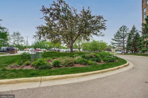 1181 Edgcumbe Rd, Saint Paul MN  55105-2831 exterior