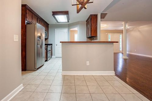 264 Laurel Oaks Ln, Jefferson GA  30549-5592 exterior