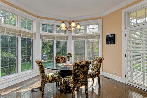 102 Ambriance Dr, Willowbrook IL  60527-0801 exterior