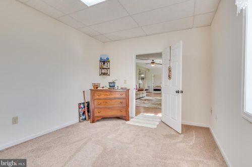 1942 Fairview Dr, Berkeley Springs WV  25411-3219 exterior