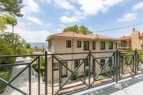 815 Mountain St, Glendale CA  91202-1037 exterior