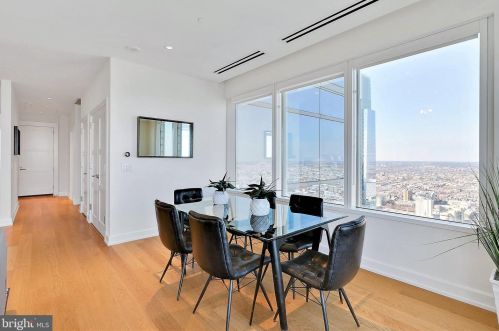 50 16th St, Philadelphia PA  19102-2516 exterior