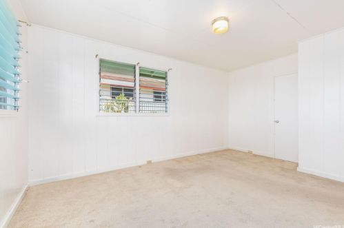 2015 Kealoha St, Honolulu HI  96819-4130 exterior