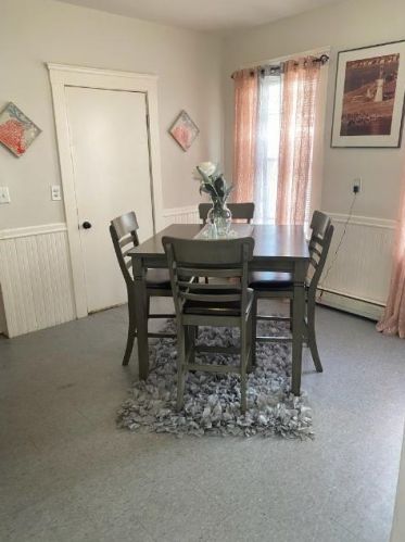 69 Hanover St, Providence, RI 02907-2513