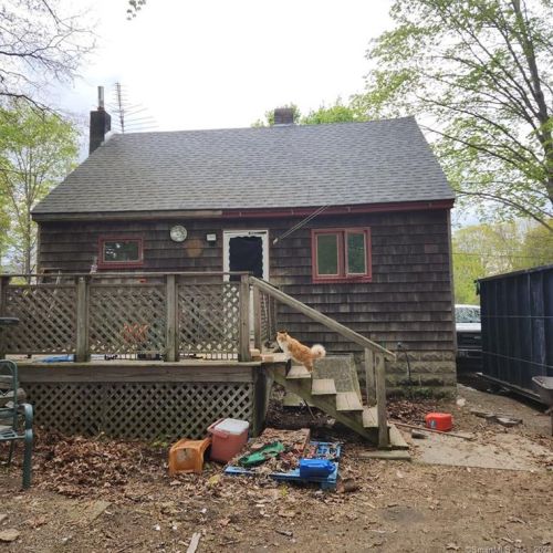 1021 High St, Killingly, CT 06241-2122