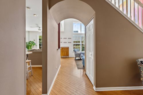 114 Commons Ct, Wheeling IL  60090-7008 exterior