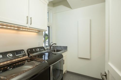 1475 Country Clb Dr, Los Altos CA 94024-5904 exterior