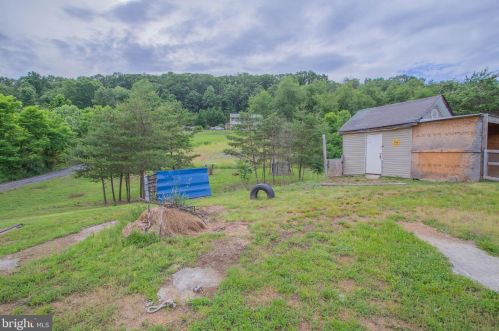 116 Solomons Ct, Hedgesville WV  25427-3723 exterior