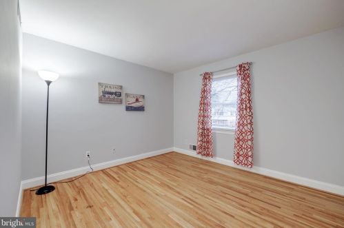 6401 Whippany Way, Springfield VA  22015-3428 exterior