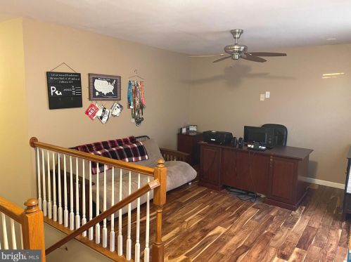 2258 Water Garden Dr, Hanover PA 17331-8319 exterior