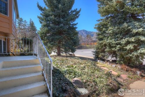 2295 Hillsdale Cir, Boulder CO  80305-5621 exterior
