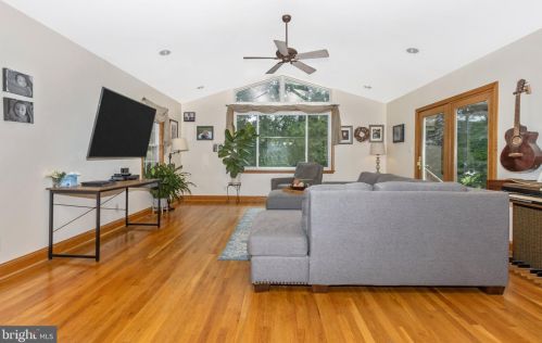 120 Piping Rock Dr, Silver Spring MD 20905-5863 exterior