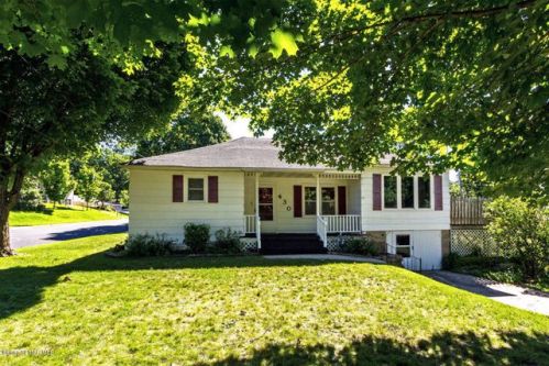 430 Burr Oak Ave, Cummingsville, MN 55923-1035
