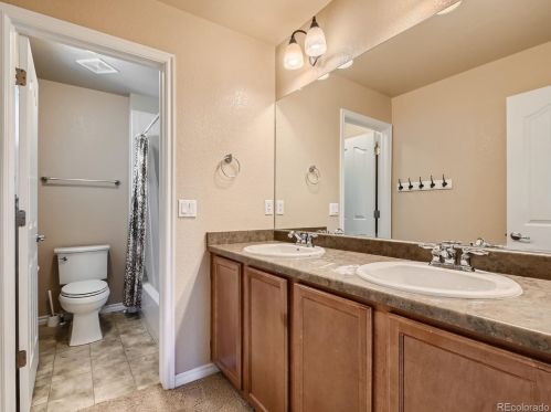 6457 Potomac Ct, Englewood CO 80111-2440 exterior