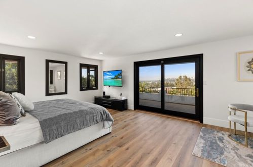 230 Country Hill Rd, Anaheim CA  92808-1352 exterior