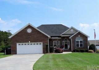 3447 47th Avenue Pl, Hickory, NC 28601-9751