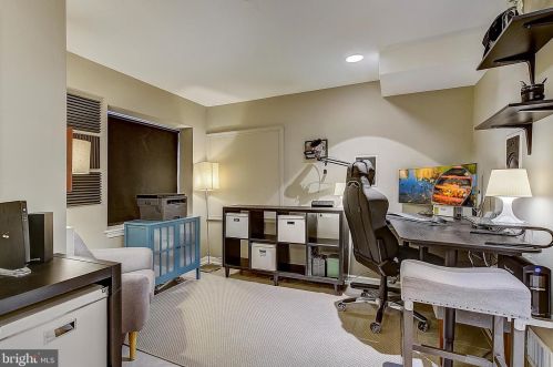 1333 Howard St, Philadelphia PA 19122-3209 exterior