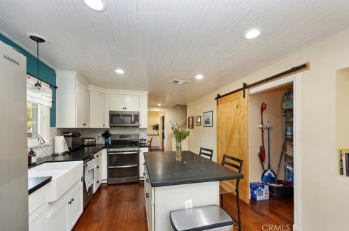 3609 Pine St, Riverside CA  92501-2644 exterior