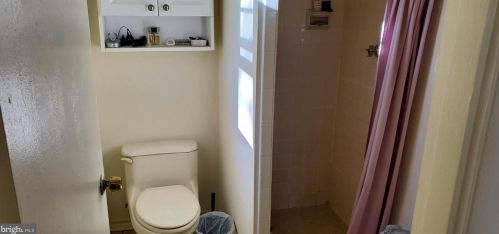 4211 Isbell St, Silver Spring MD 20906-4220 exterior