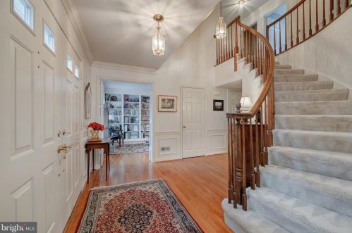 7909 Deerlee Dr, Springfield, VA 22153-4116
