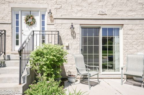 17942 Fountain Cir, Orland Park, IL 60467-8100