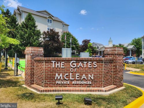 1570 Spring Gate Dr, Mc Lean, VA 22102-3428