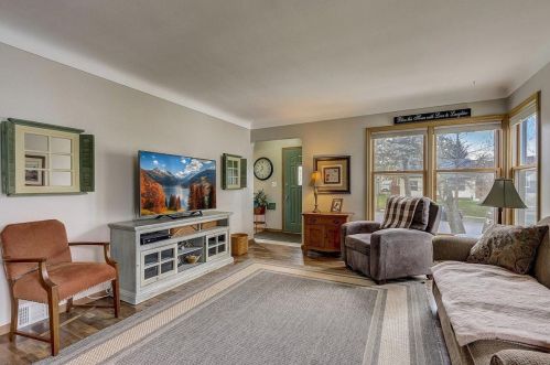 1729 5th St, Saint Paul MN  55112-6547 exterior