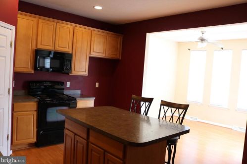 204 Walnut St, Hanover PA 17331-2534 exterior