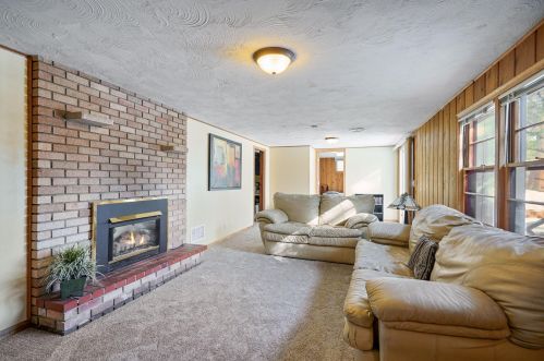 1065 Highview Dr, Saint Paul MN  55112-2417 exterior