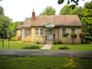 134 Carroll St, Bruceton, TN 38317-1506