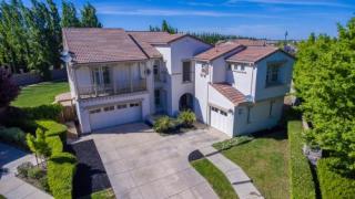 15 Estados St, Tracy, CA 95391-2093