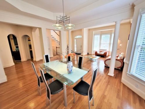 205 Fieldsborn Ct, Atlanta GA  30328-1039 exterior