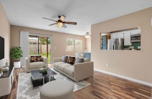 4621 Calle Del Palo, Oceanside CA  92057-5217 exterior