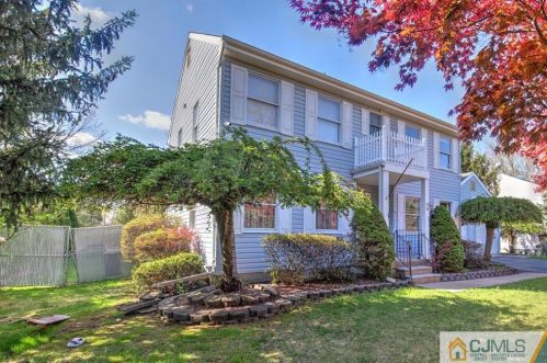 9 Central Ave, Old Bridge, NJ 08857-3815